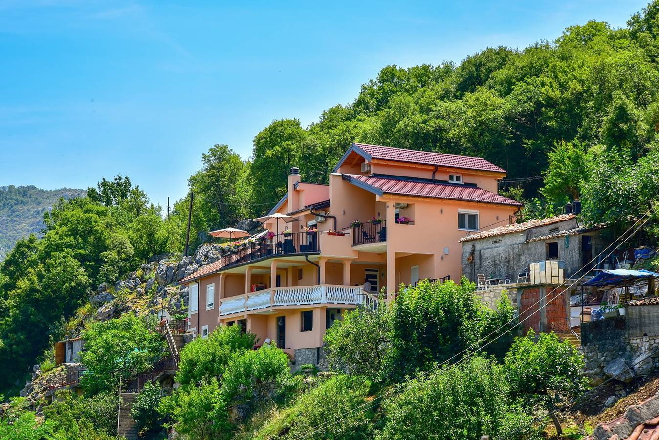 Appartement entier, Appartement de vacances pour 2 personnes avec balcon/terrasse in Monténégro