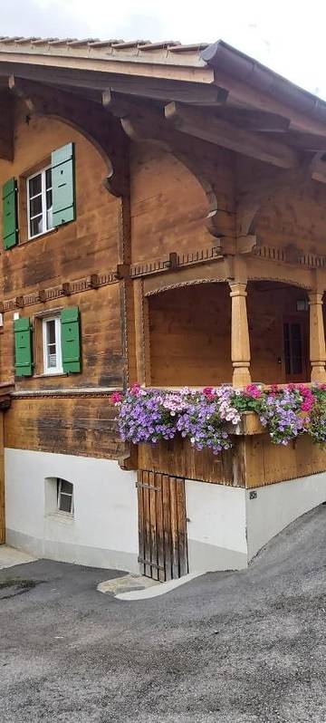 Cottage pour 2 personnes, avec terrasse et vue à Habkern