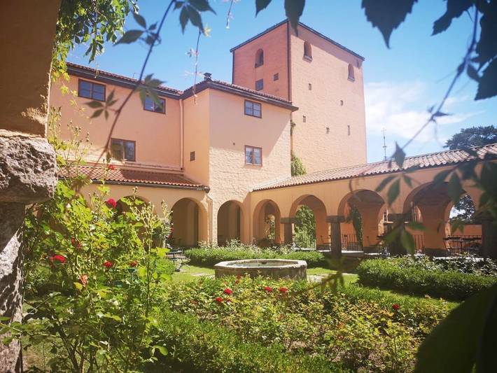 Hotell för 2 Personer, med Terass samt Trädgård och Bastu och Sjöutsikt i Sigtuna