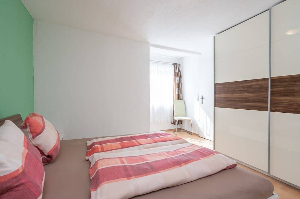 Ganze Wohnung, Ferienwohnung mit Bergblick in Piesendorf, Pinzgau