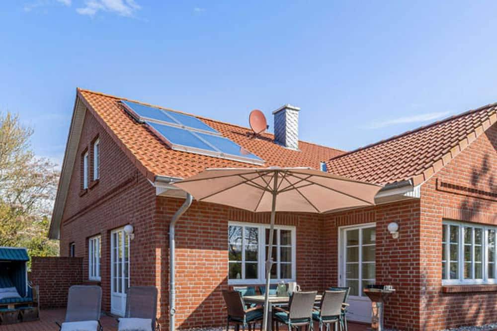 Sonniges und großzügiges Ferienhaus auf dem Ferienhof Wichtelweide auf Fehmarn in Westfehmarn, Gammendorf