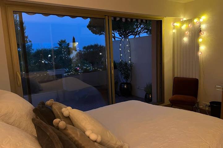 Appartement entier, Appartement piscine proche mer ⛱️ ☀️👙Côte d'Azur: entre Cannes, Nice & Monaco in Cagnes-sur-Mer, Côte méditerranéenne (France)