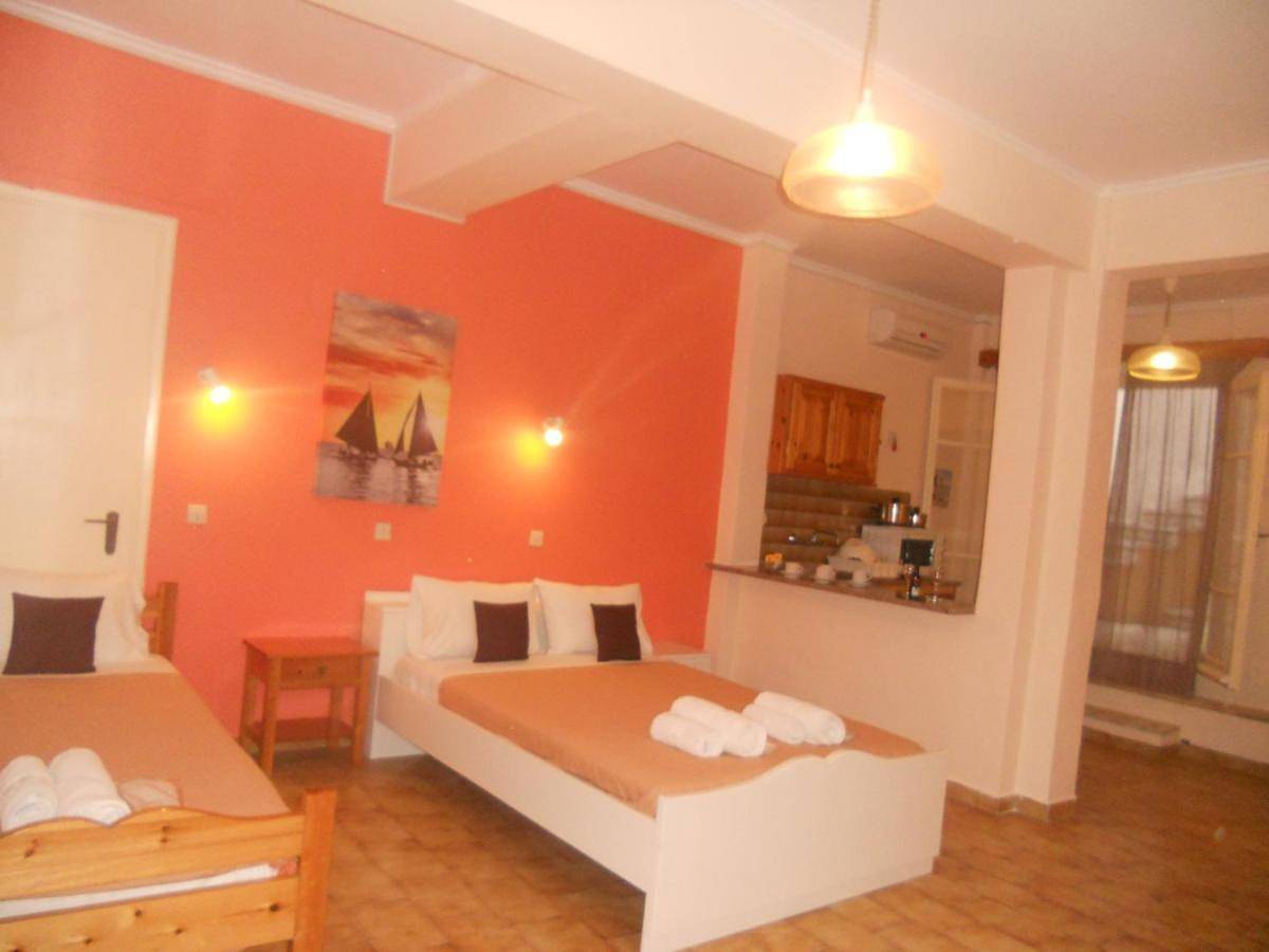 Economy Apartment in Benitses, Corfu, Corfou