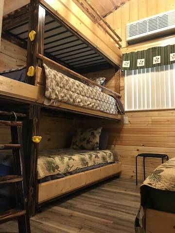 Camping for 7 Guests in Illinois, USA, Picture 2