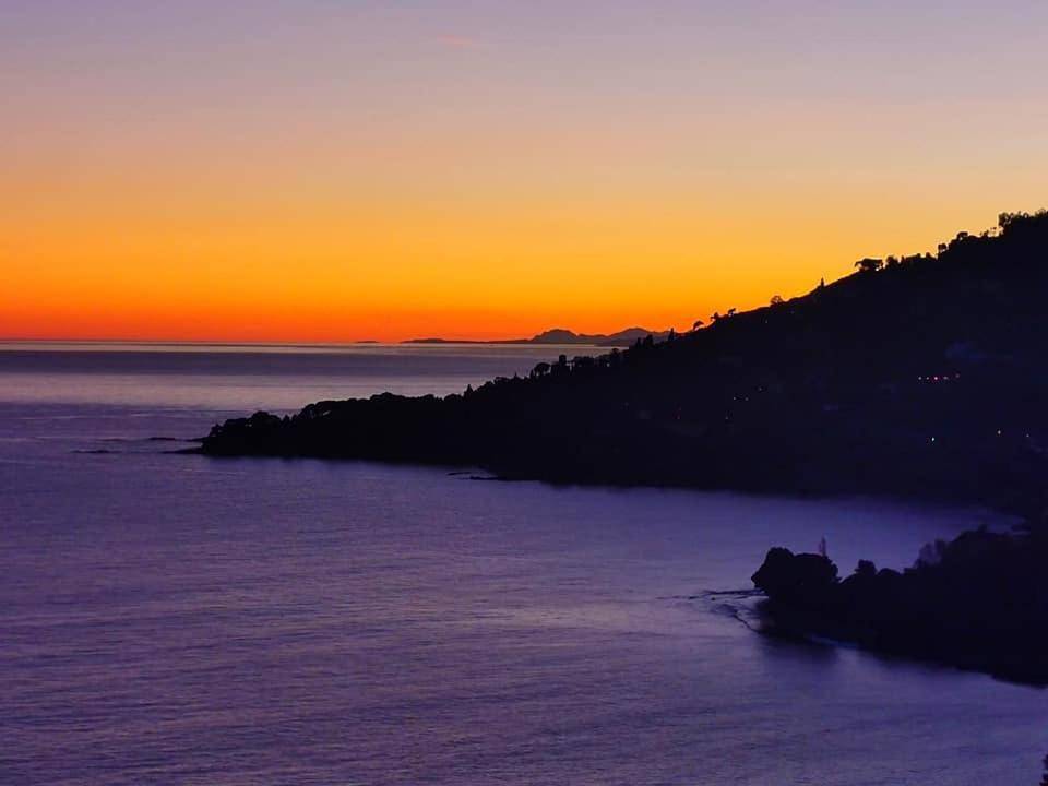 Romantic Casa Lorenzina Affittacamere in Latte (Ventimiglia), Région de Vintimille