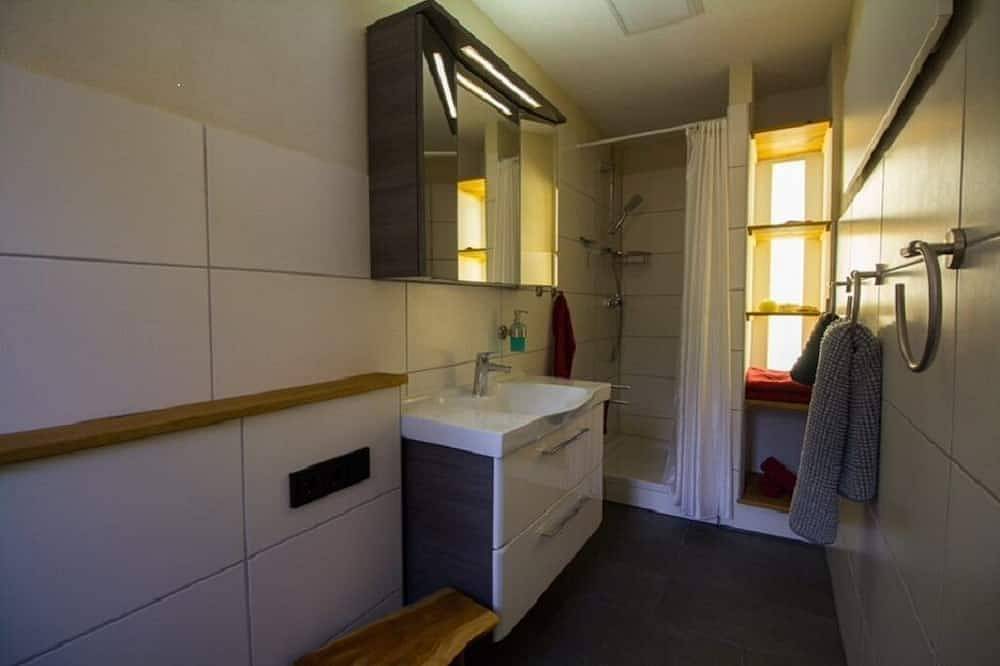 Ganze Wohnung, Geheimtipp Odenwald -  Ferienwohnung Zeiträume - Wandern, Golfen, Biken uvm. in Brensbach, Odenwaldkreis