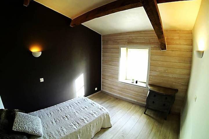 Location de vacances pour 5 personnes, avec jardin et terrasse, animaux acceptés dans Venise Verte - 4