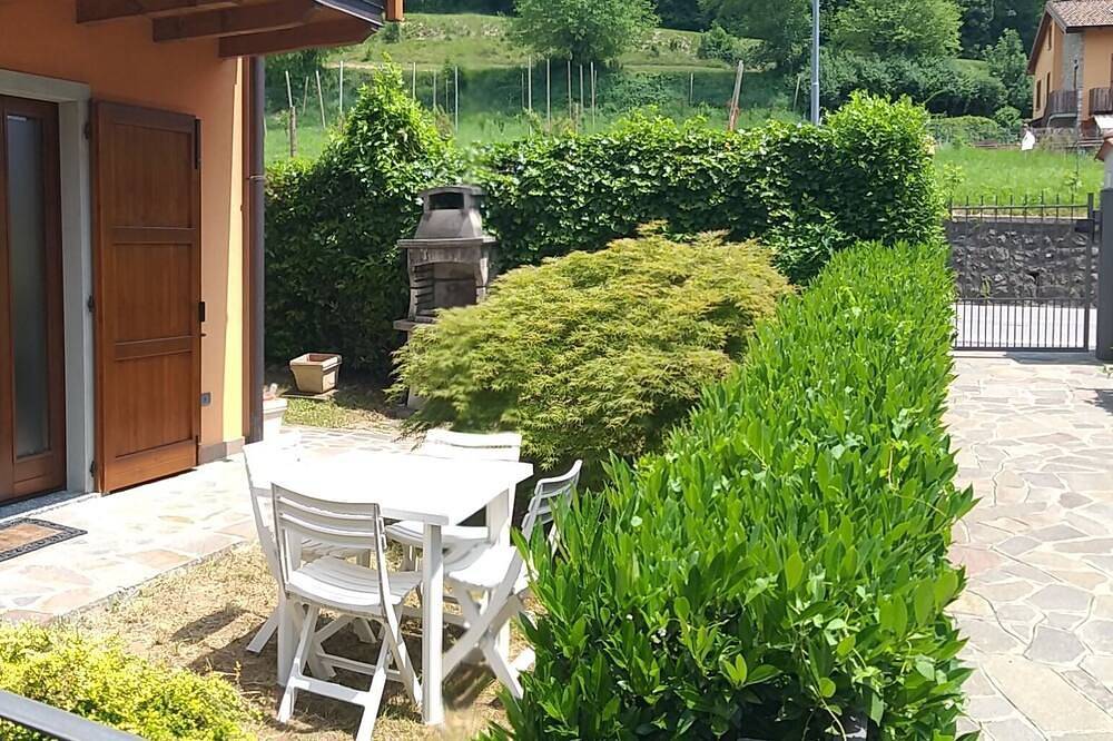 Lucias Haus in den Bergen in Cerete, Prealpi Bergamasche Orientali