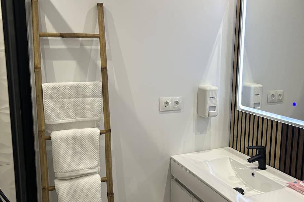 Apartamento entero, La casa Montaraz in El Barrio, Alicante