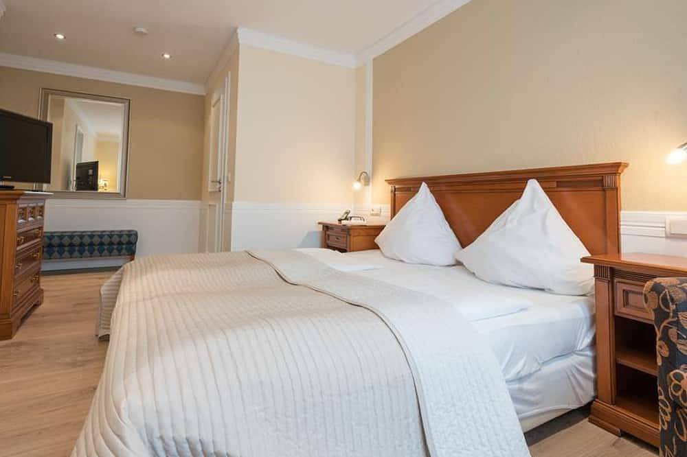 Doppelzimmer, Dusche, Wc, Nichtraucher - Hotel Zum Augarten in Speyer, Rheinebene