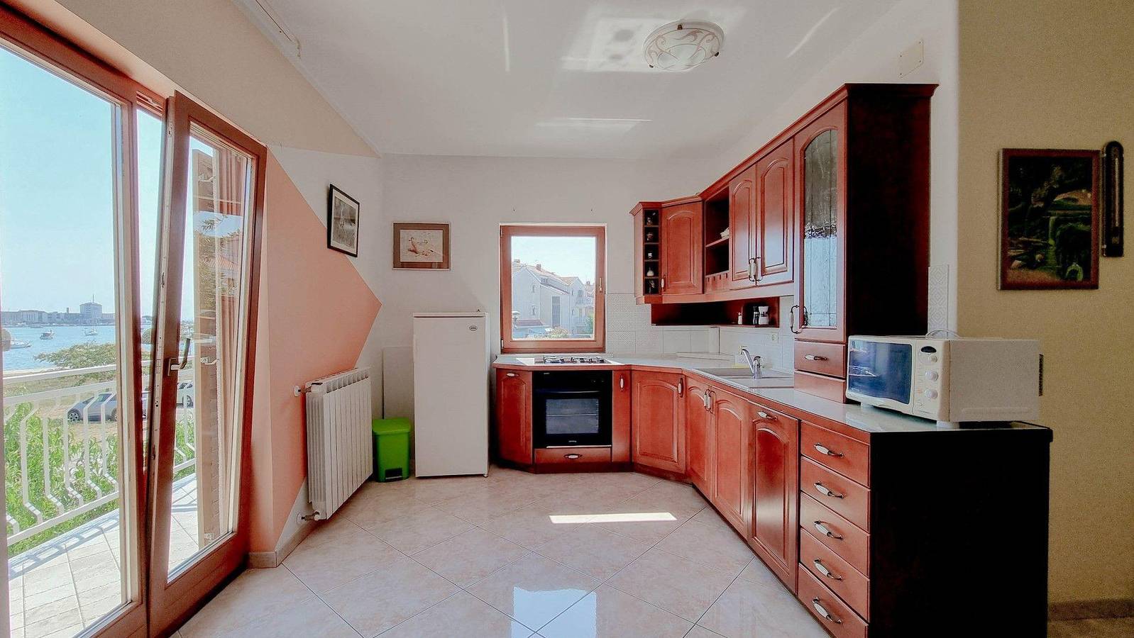 Apartamento vacacional entero, Apartment with sea view for 4 persons in Umag, Region de Umag
