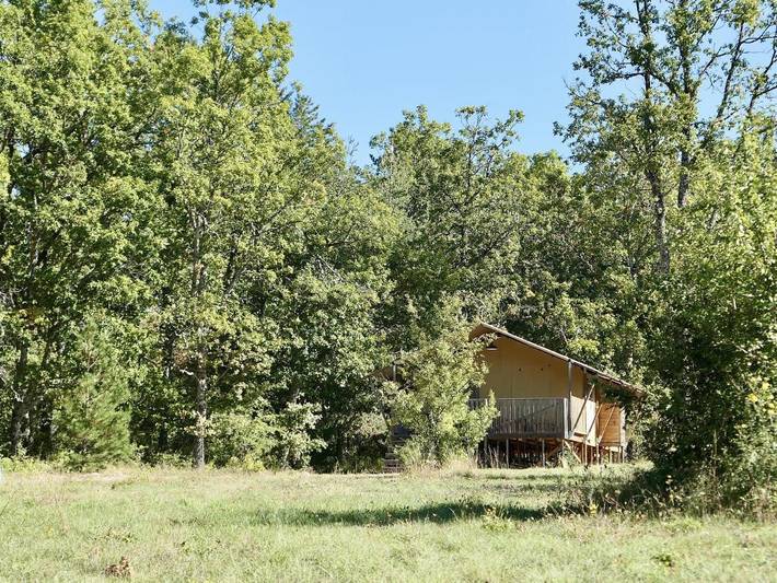 Gîte pour 6 personnes, avec terrasse ainsi que piscine et jardin à Revest-du-Bion - 4