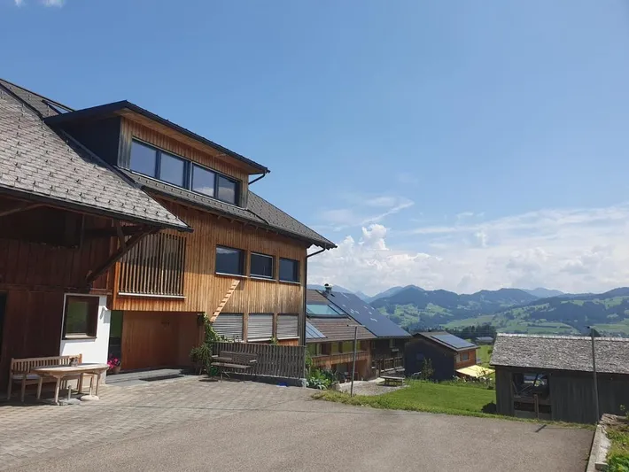 Ferienwohnung für 5 Personen, mit Terrasse und Ausblick - 1