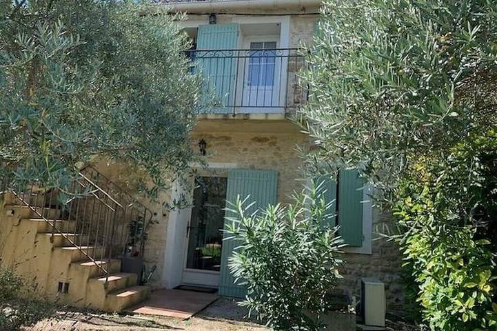 Appartement de vacances pour 2 personnes, avec terrasse et jardin à Carpentras
