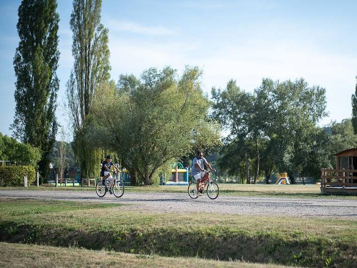 Camping Du Lac Terre d'Auge - Tienda de lona y madera 2 personas - Tienda vivac (sólo ciclistas) in Sainte-Famille-en-Auge, Lisieux (Região)