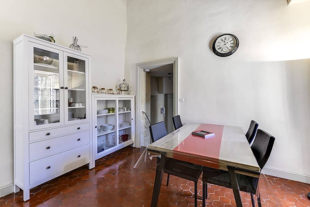 Apartamento entero, Avignon / Provence / Luberon / Alpilles **** Senchon Of Bournissac in Noves, Region de Arles