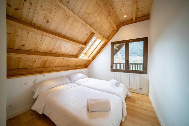 Location de vacances pour 2 personnes, avec jardin dans Baqueira Beret - 2