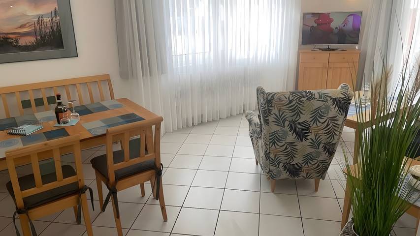 Ganze Wohnung, Ferienwohnung „Jette“ mit Balkon und Wlan in Strand Zempin, Zempin