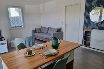 Gîte pour 3 personnes, avec jacuzzi et terrasse à Briscous