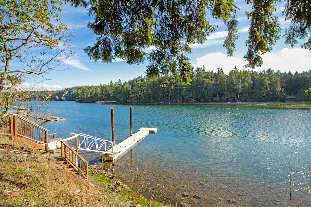 Neue Auflistung! Beach & Dock Zugang! Atemberaubender Ausblick! (Neil Bay Waterfront Retreat) in Roche Harbor, San Juan Island