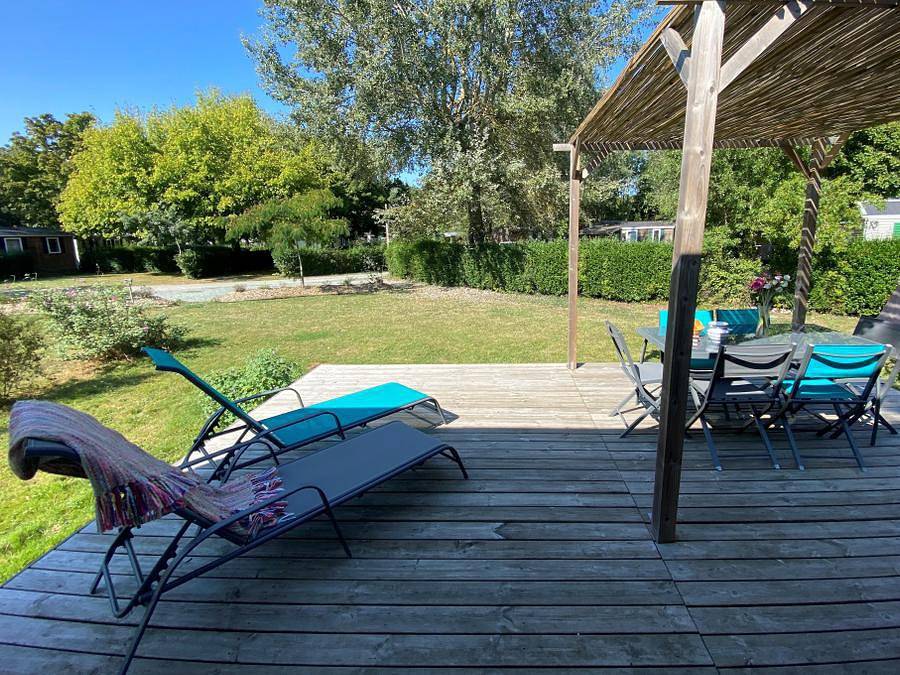 Flower Camping du Port Caroline - Mobilhome 6 personnes - Homeflower Premium 3 chambres 30.5m² + Terrasse semi-couverte + Tv + Lv in Loire-Authion, Vallée de la Loire