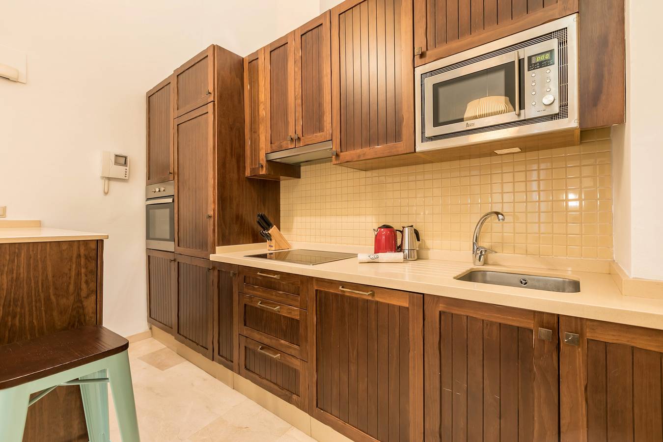 Apartamento entero, Apartamento 'Dumonde' con Wi-Fi y aire acondicionado in Casco Antiguo, Sevilla