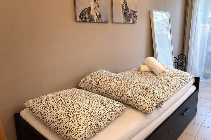 Gîte pour 2 personnes, avec terrasse à Meyzieu - 4