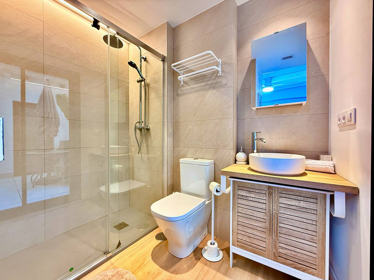 Apartamento entero, Casa Carbonera By Gloove  in Petrel (Alicante), Interior de Alicante