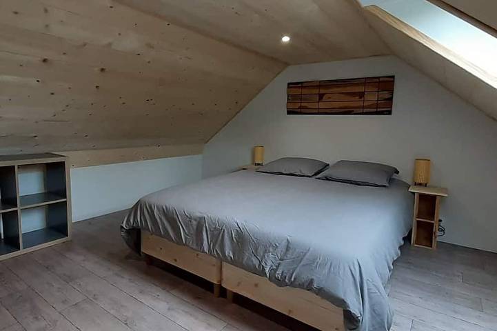 Location de vacances pour 8 personnes, avec jacuzzi ainsi que jardin et terrasse à Gouézec - 3