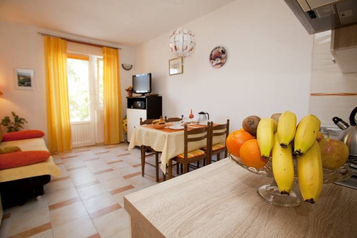 Apartament wakacyjny dla 5 osób, z Taras w Vrbnik
