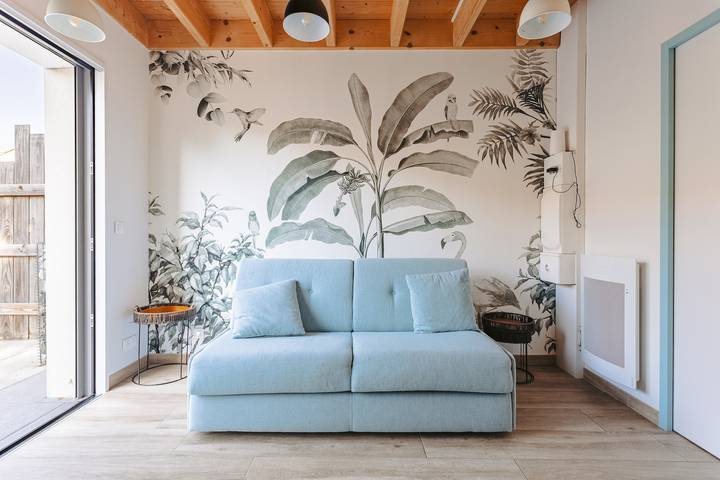Gîte Albizia with Private Terrace, Shared Garden, and Pool by Kaz'Concept in La Jarrie, La Rochelle region