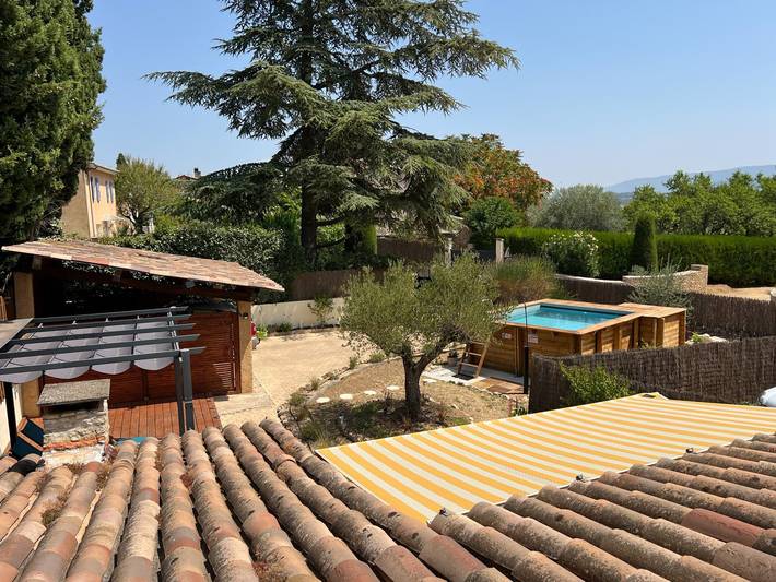 Gîte pour 6 personnes, avec jardin ainsi que terrasse et piscine à Gargas - 4
