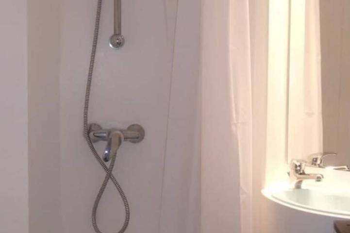 Location de vacances pour 2 personnes, avec jardin à Pont-l'Abbé - 3