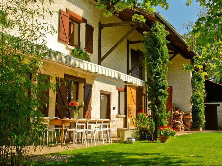 Location de vacances pour 15 personnes, avec jacuzzi et piscine ainsi que bassin pour enfant et jardin à Saint-Hilaire-de-la-Côte - 4