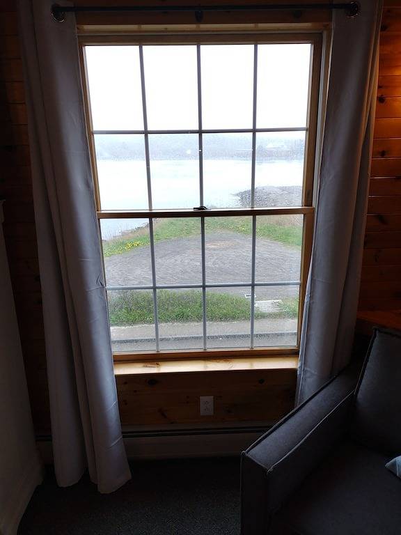 Eastern Beacon Inn Room 4 in Washington County (Maine)