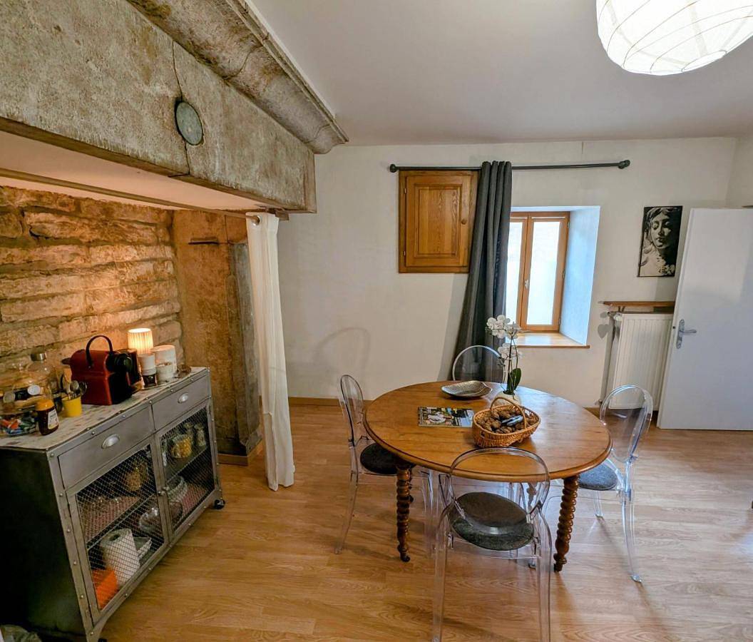 Classic Triple Room in Bucey-lès-Gy, Haute-Saône