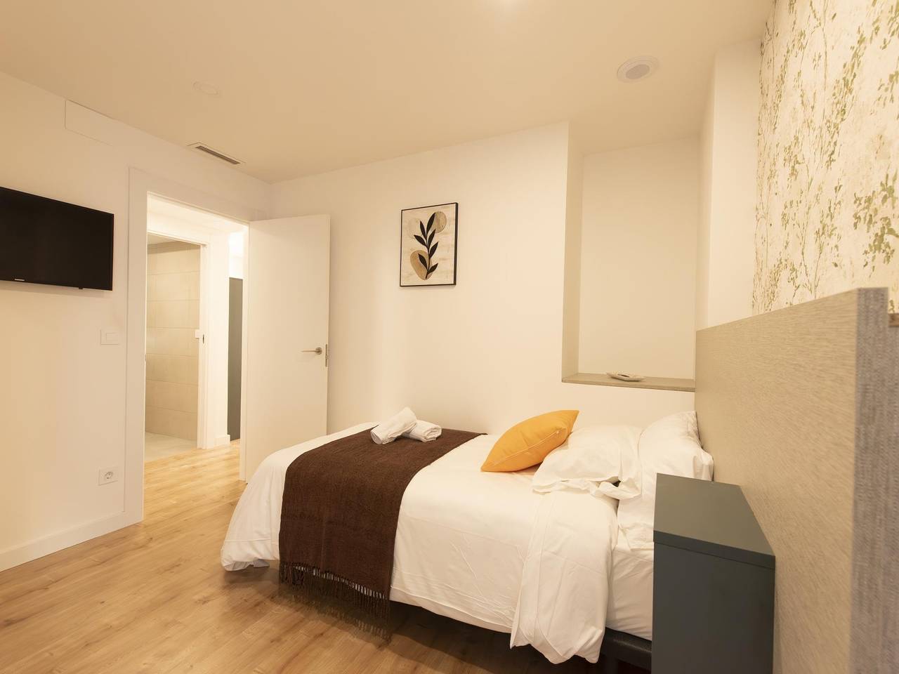 Entire holiday apartment, Newly opened tourist apartment in the Old Town in Logroño, La Rioja Province