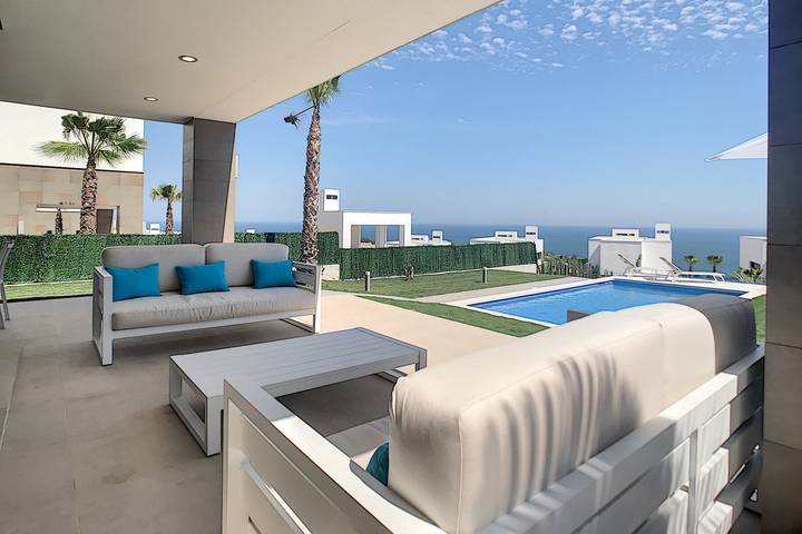 Chalet para 8 personas, con Terraza y Jardín en Manilva