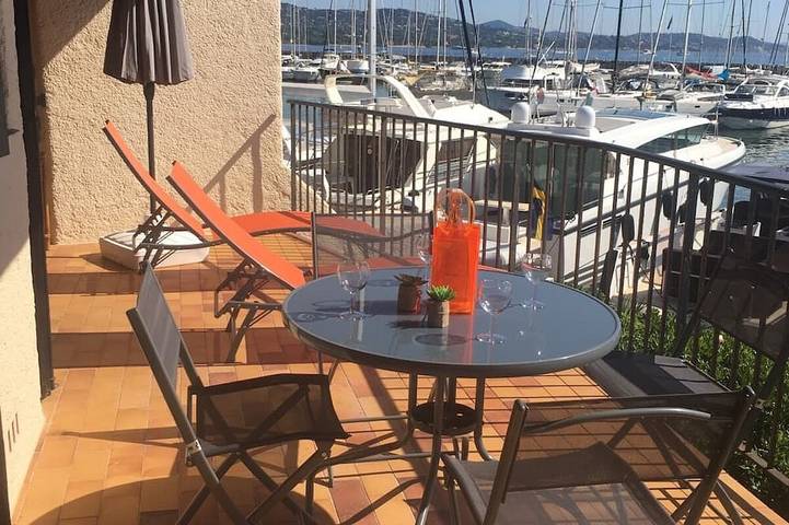Appartement de vacances pour 4 personnes, avec terrasse, animaux acceptés