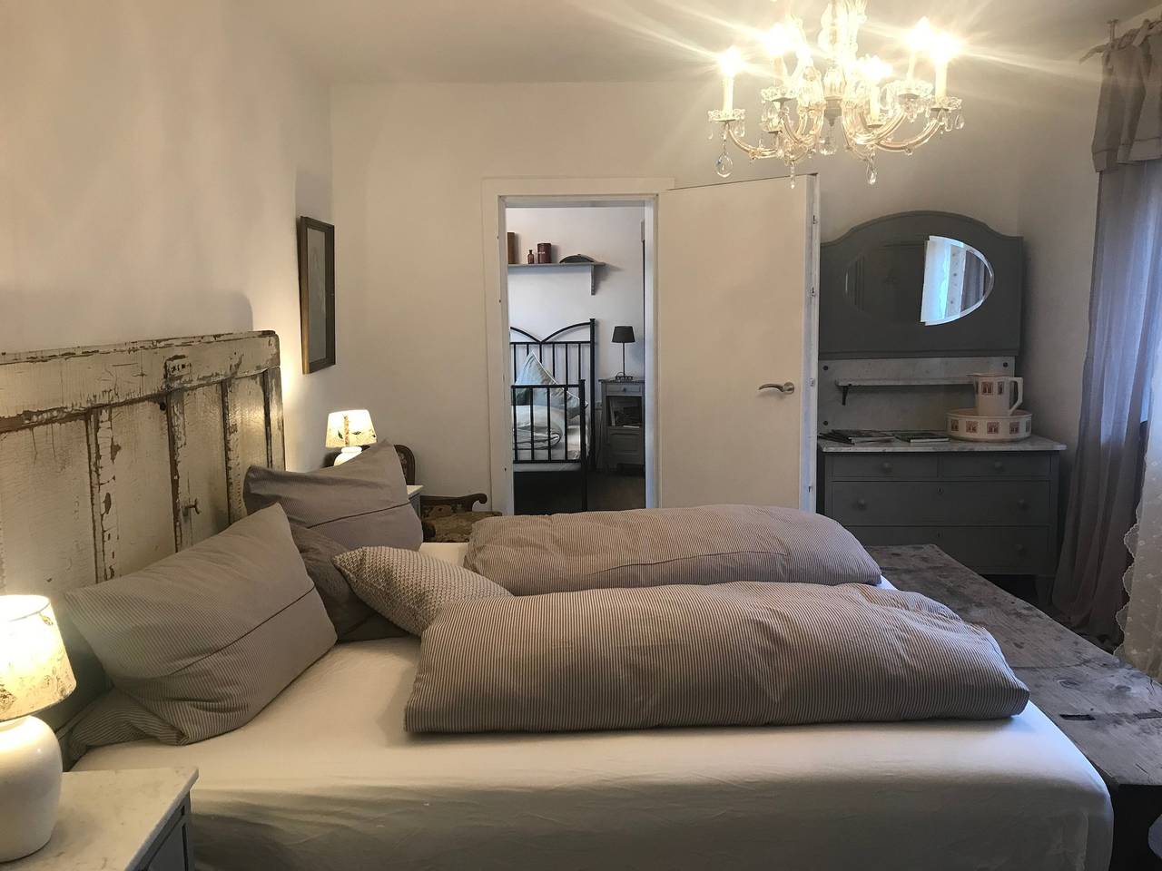 Ferienhaus 'Ferienhaus Schillerstraße' mit privater Terrasse, Gemeinschaftsgarten und Wlan in Münsingen, Neckar-Alb