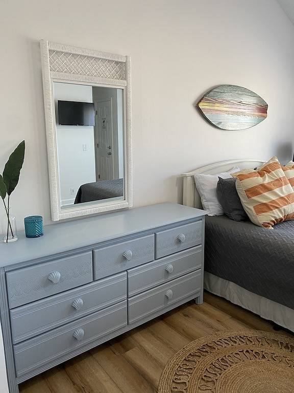 Ganze Wohnung, Charming Oceanfront 2Br Condo + Pool on Ocean Isle Beach, Nc in Ocean Isle Beach, Brunswick County