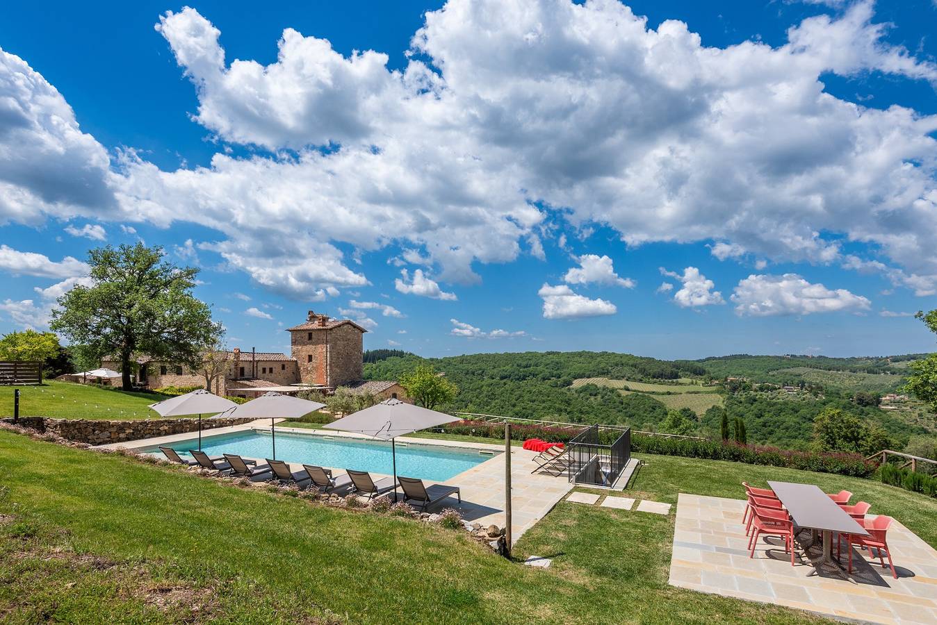 Podere Ferrale – Toskanische Villa im Chianti mit Pool & Sonnenuntergangsblick (10 Gäste) in Radda in Chianti, Chianti