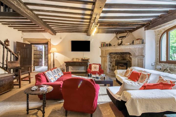 La Casona de Cabanzón in Herrerías, Costa de Cantabria