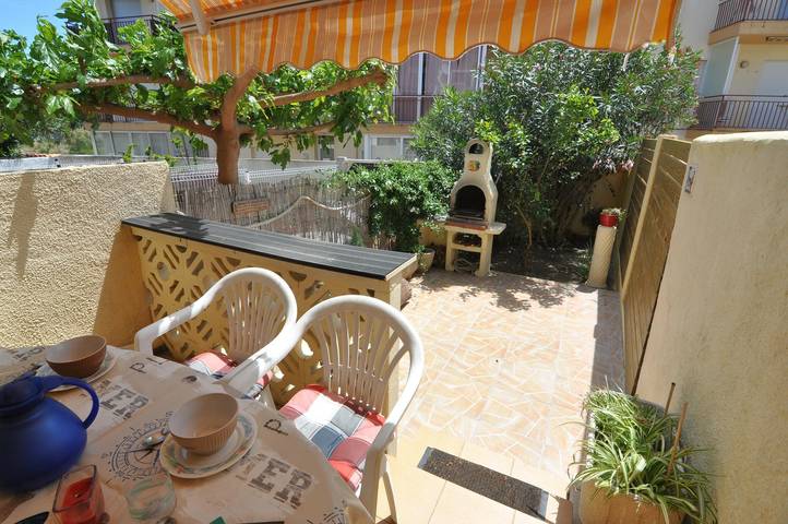 Chalet für 5 Personen, mit Terrasse und Garten sowie Ausblick in Roses