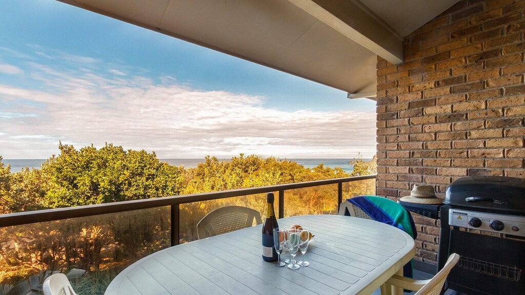 Ganze Wohnung, Oceanside 04 - Sea Bliss in Boomerang Beach, New South Wales
