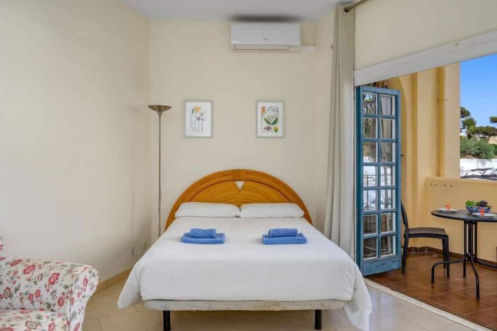 Geheel appartement, Cabopino in Playa Cabopino, Marbella