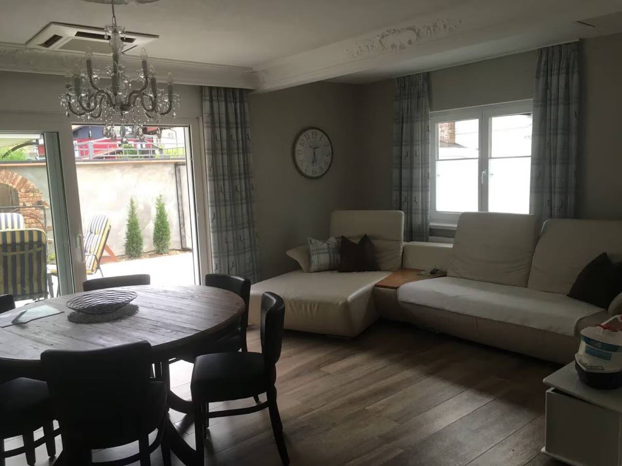 Ganze Wohnung, Ferienwohnung Zentral mit Pool mit privater Terrasse und Wlan in Oberstaufen, Bayerisch Schwaben