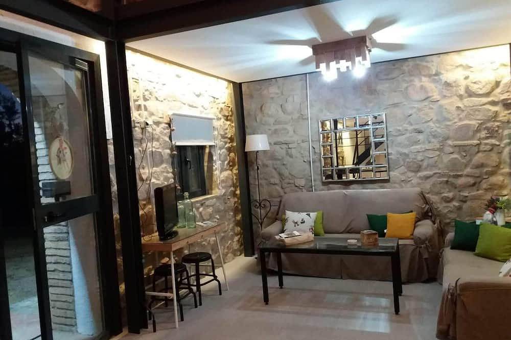 Viña Las Olivas. Casa totalmente independiente situada en Andujar. in Andújar, Sierra Morena