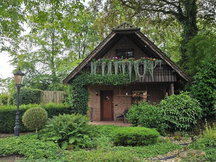 Ferienhaus für 5 Personen, mit Balkon und Terrasse sowie Garten und Ausblick in Borken - 3