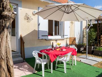 Gîte pour 2 personnes, avec jardin et terrasse, animaux acceptés à La Bernerie-en-Retz